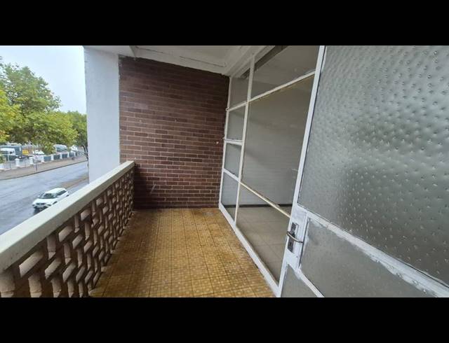 2 BEDROOM APARTMENT FOR SALE IN KRUGERSDORP CENTRAL